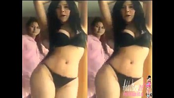HotGirlsX.Net - dos chicas casi desnudas bailando dembow Dominicano