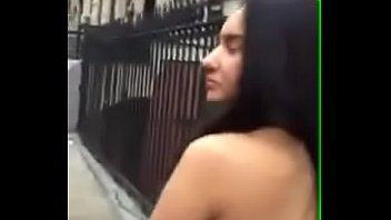 Jasson Melo makes his girlfriend walk naked in NYC for cheating